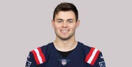With new QB room taking shape, Pats release Nathan Rourke